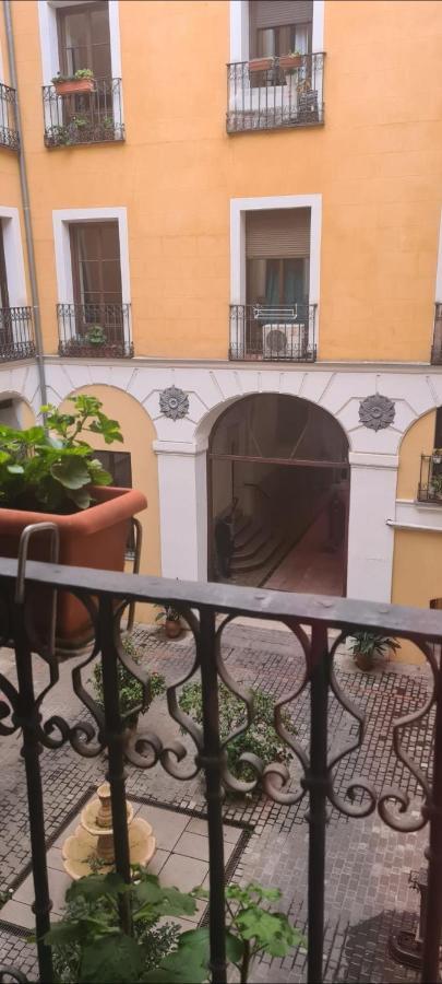 Hostal Andrea Sol Madri Exterior foto